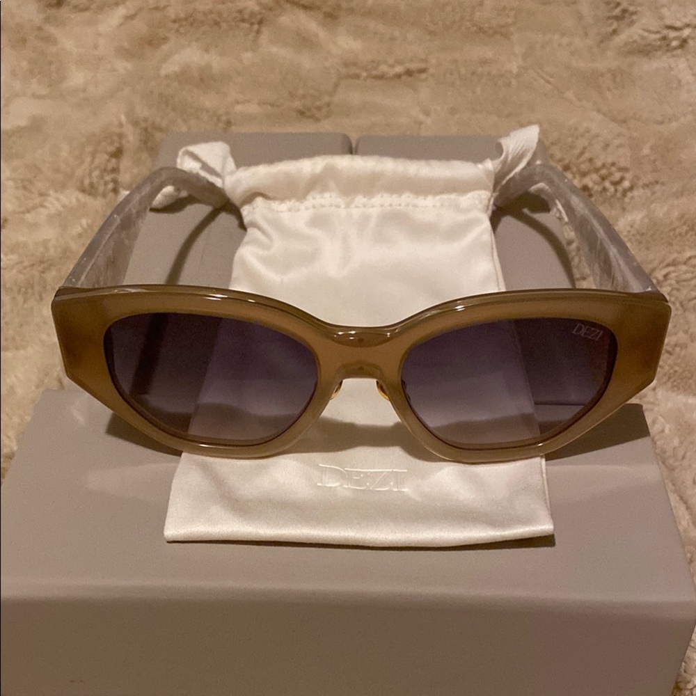 DEZI Tan Sunglasses Stylish Accessories